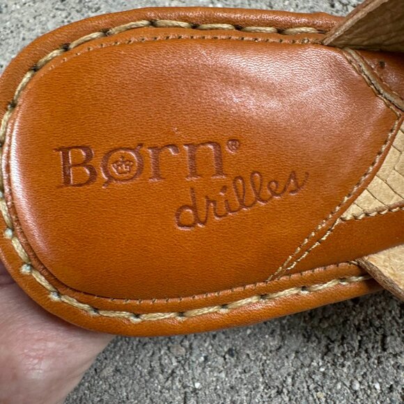 BORN WOMEN'S LEATHER WEDGE SLIP ON SANDALS BROWN SIZE 6 / 36.5 - Picture 5 of 16